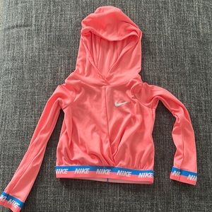Nike long sleeve girls size 4 hooded pullover